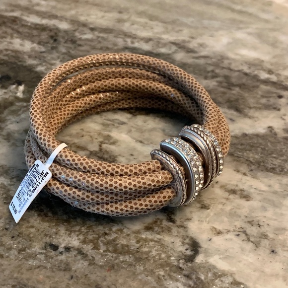 NWT Brighton Neptune's Rings Snap Closure Bracelet Taupe - Picture 3 of 6